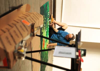 Erwan Venn en train de peindre au Brésil, Atravessar