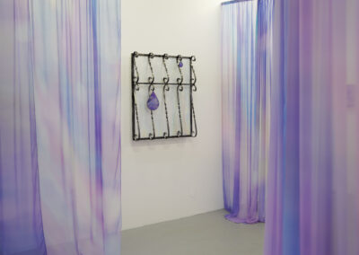 Vue de l'exposition I mist you de Lyse Fournier
