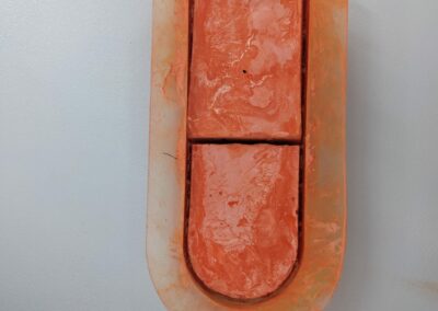 Résidence Encore à la traine avec Pauline Castra, dans les ateliers de Pastels Girault.