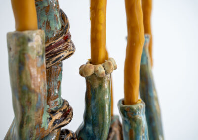 Néréides #2, céramique émaillée et bougies et cire d'abeille, sculpture, swab barcelone, Camille Benbournane